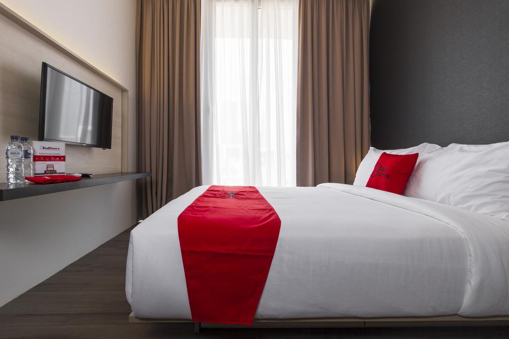 Reddoorz Plus Near Perbanas Cakarta Dış mekan fotoğraf