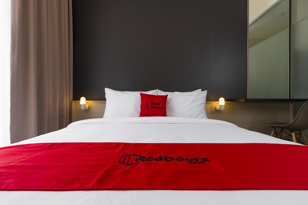 Reddoorz Plus Near Perbanas Cakarta Dış mekan fotoğraf
