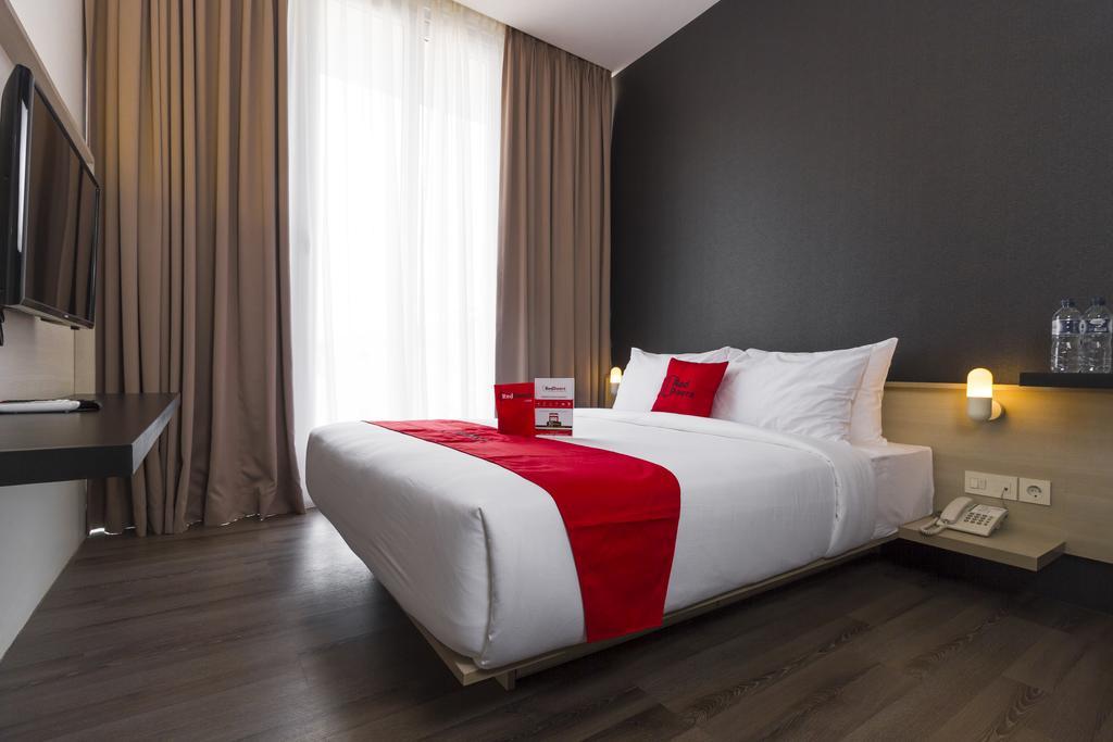 Reddoorz Plus Near Perbanas Cakarta Dış mekan fotoğraf