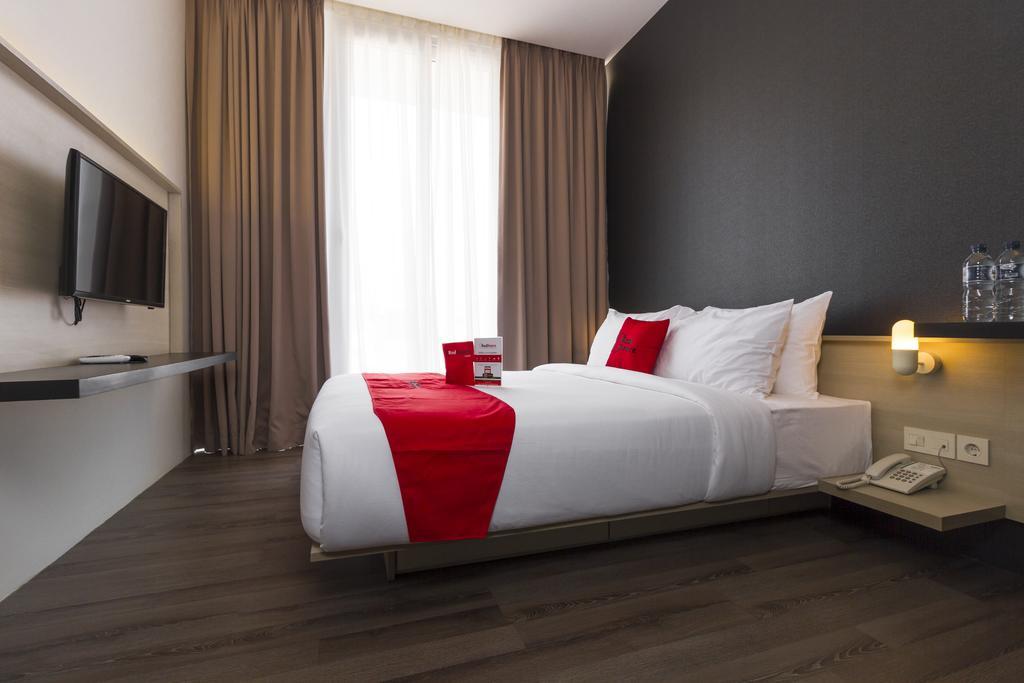 Reddoorz Plus Near Perbanas Cakarta Dış mekan fotoğraf