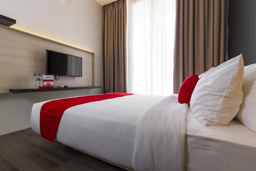 Reddoorz Plus Near Perbanas Cakarta Dış mekan fotoğraf